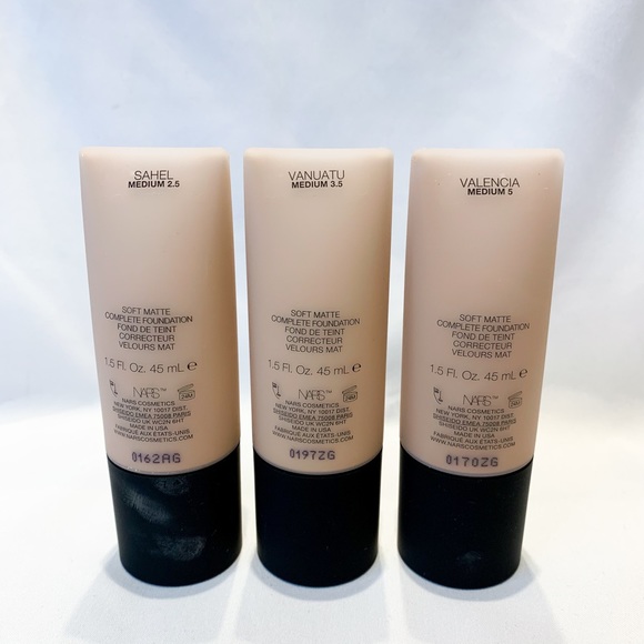 NARS soft matte complete foundation - Picture 2 of 3